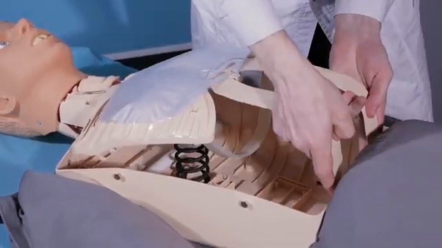 Тренажер-манекен пострадавшего для отработки приемов сердечно-легочной реанимации  «Александр-2» — купить в МЕДСЕТ