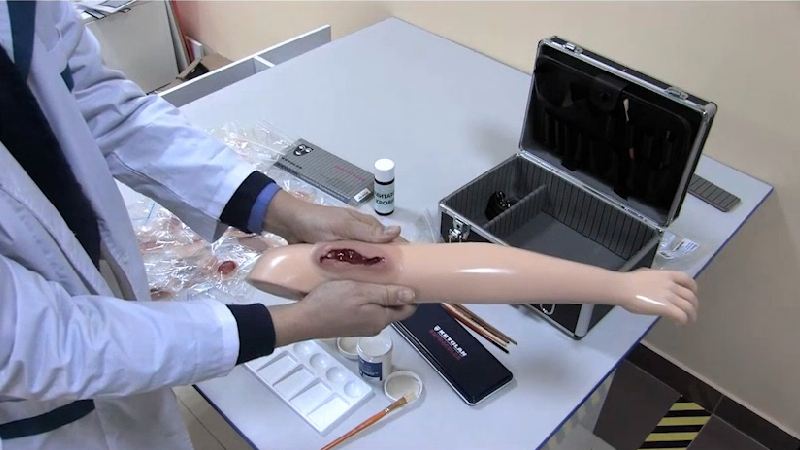 Комплект накладных моделей заболеваний и повреждений кожных покровов человека КР-Н 1.01 — купить в МЕДСЕТ