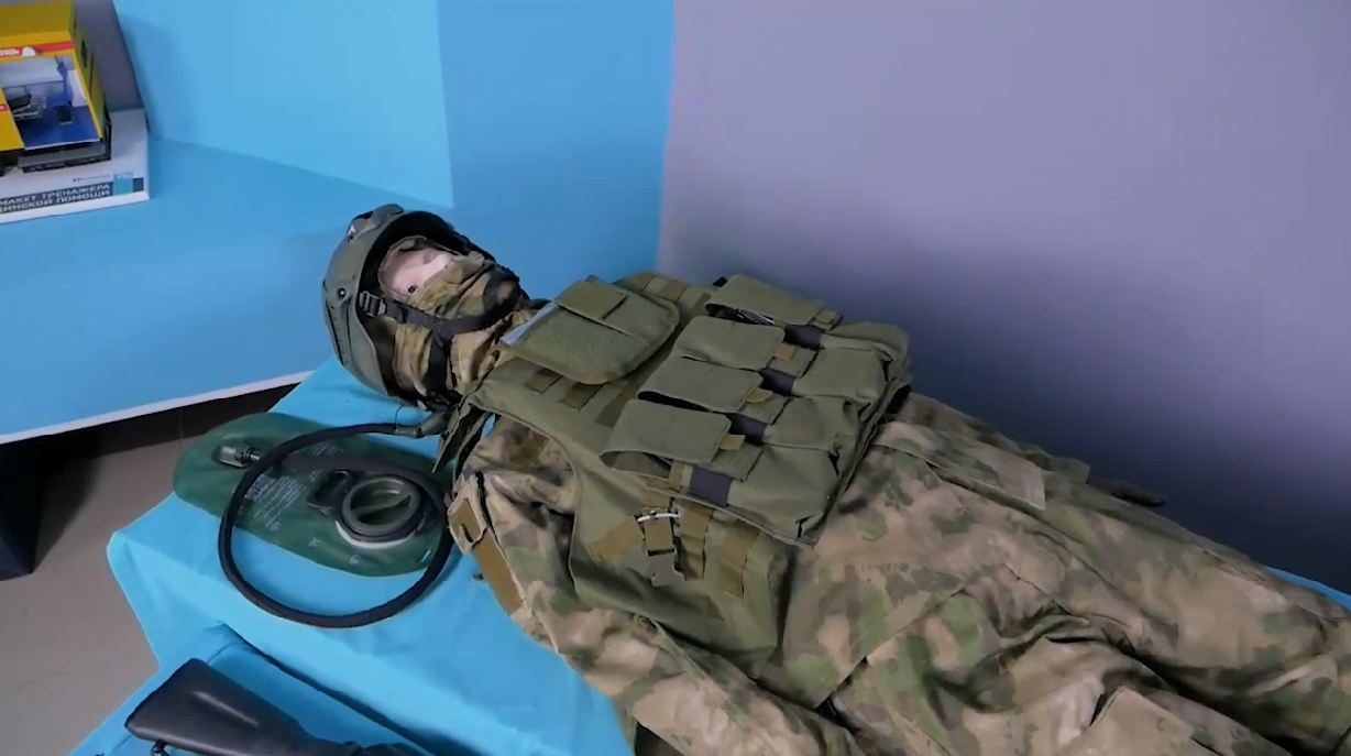 Тренажер-манекен взрослого пострадавшего для отработки навыков первой помощи при боевых действиях Слава; 90 кг — купить в МЕДСЕТ