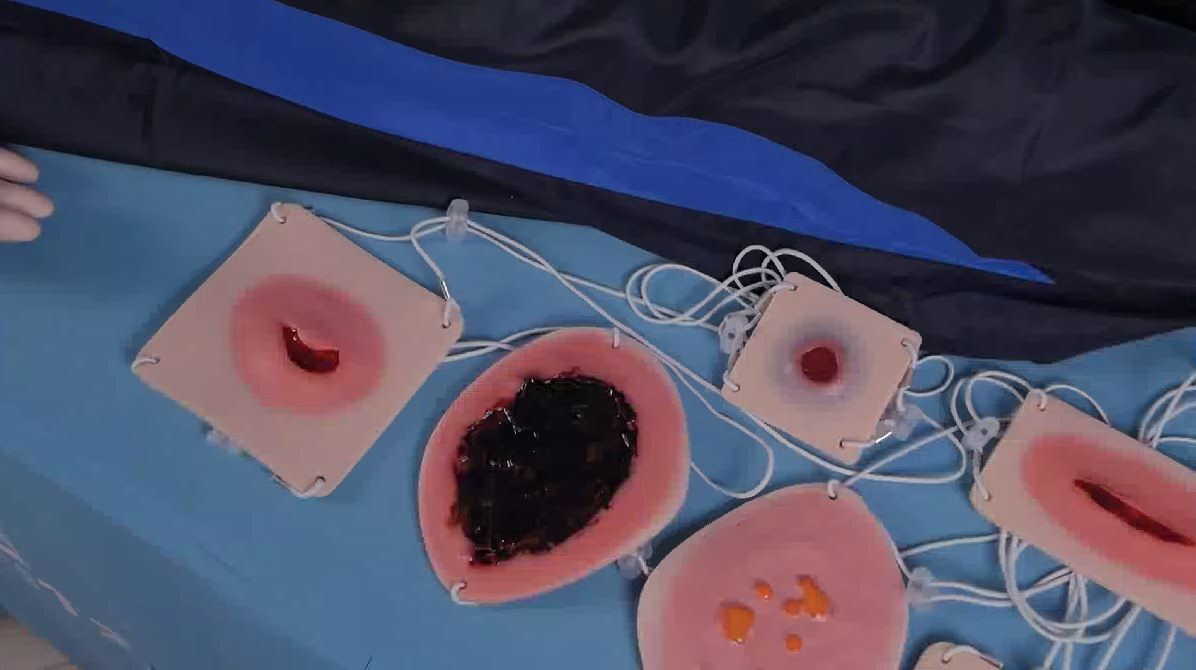 Робот-тренажер манекен "Антон-1" — купить в МЕДСЕТ