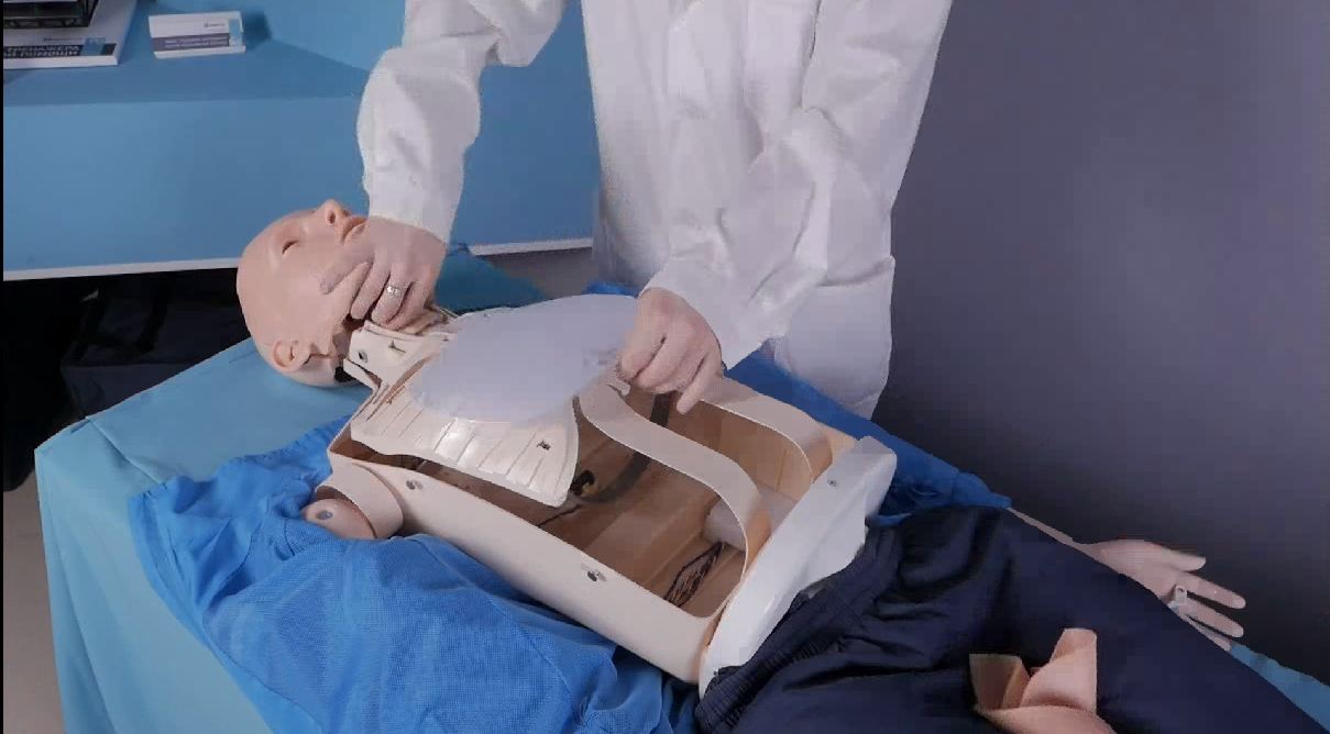 Робот-тренажер манекен "Антон-2" — купить в МЕДСЕТ