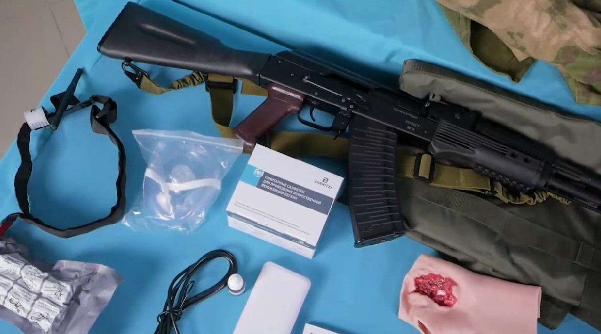 Тренажер-манекен взрослого пострадавшего для отработки навыков первой помощи при боевых действиях Слава; 90 кг — купить в МЕДСЕТ