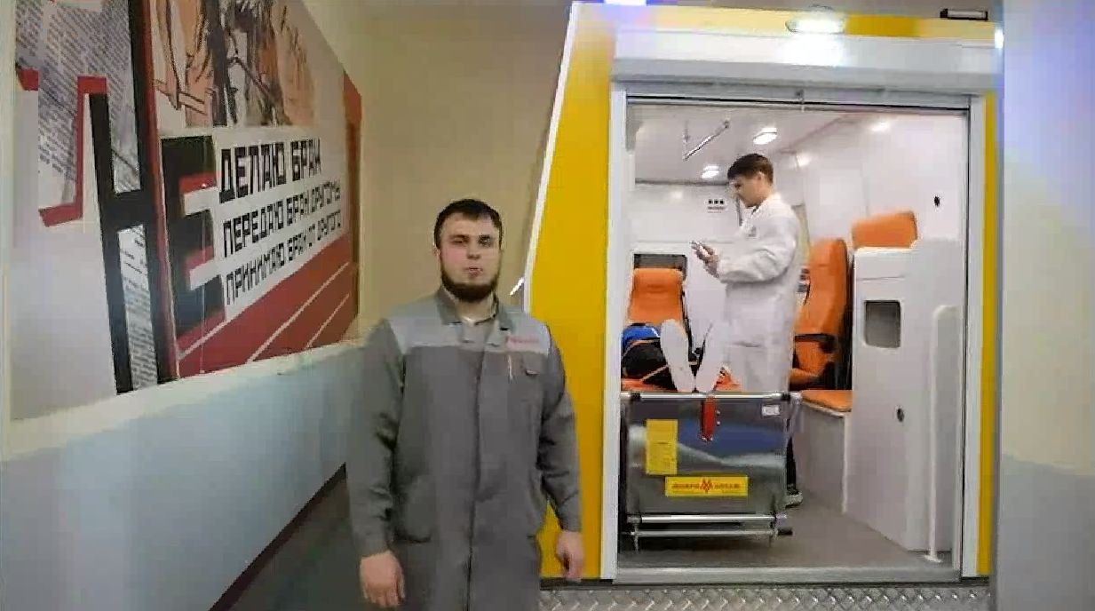 Тренажерный комплекс "Макет автомобиля скорой медицинской помощи" с имитацией движения (установленный на динамической платформе) — купить в МЕДСЕТ