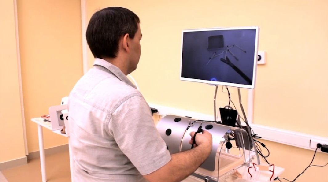 Интерактивный лапароскопический тренажер для отработки базовых навыков ЛТК-1.02 — купить в МЕДСЕТ