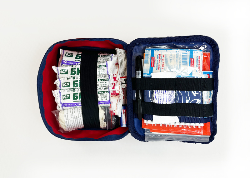 Аптечка для оказания первой помощи «Универсальная» в сумке-чехле «Волонтер-6» — купить в МЕДСЕТ