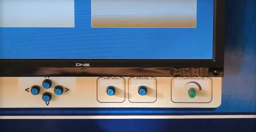 Многофункциональный интерактивный стенд-тренажер "Оказание первой помощи пострадавшим" для сотрудников предприятий — купить в МЕДСЕТ