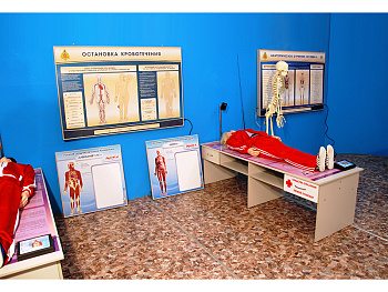 Многофункциональный учебно-тренажерный комплекс "Реаниматор" — фото